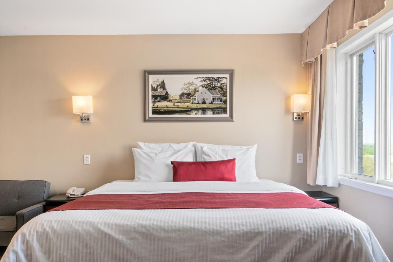 Deluxe King Room - King Bed and Sofa Bed with Double Spa Bath and Fireplace
