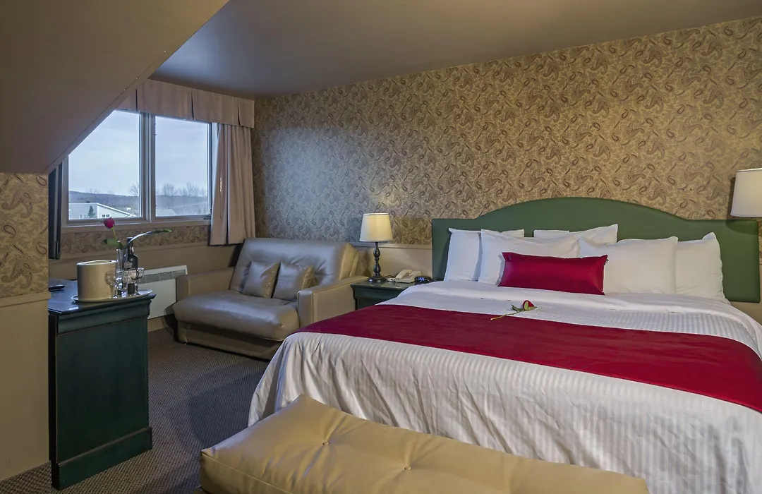 Hotel Bromont-1